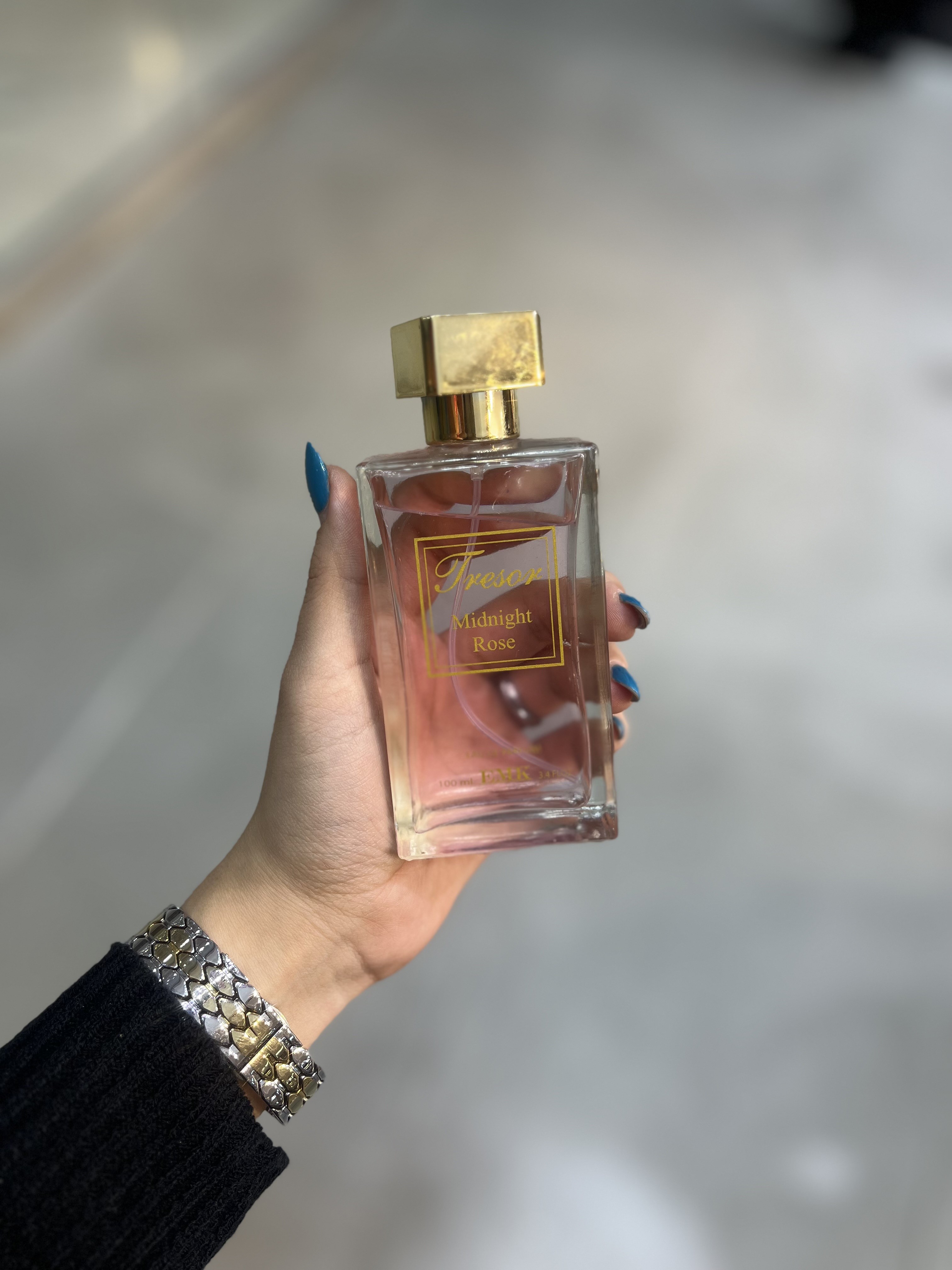 ادکلن EMK مدل midnight rose